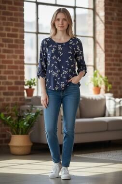 EVERLY Top Size S Navy Blue Dragonfly Blouse 3/4 Sleeve Relaxed Fit
